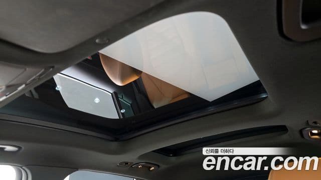 Mercedes-Benz GLC-Class 2022 — ფოტო 18/20