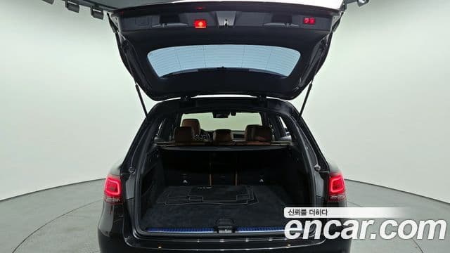 Mercedes-Benz GLC-Class 2022 — фото 20 из 20