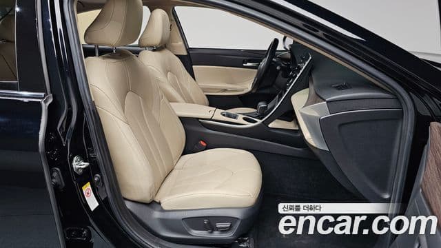 Toyota Avalon 2019 — Şəkil 11/20