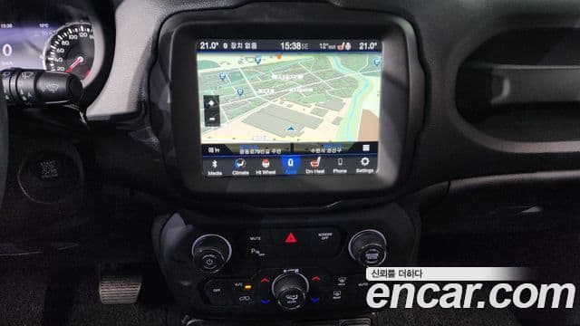 Jeep Renegade 2020 — ფოტო 10/35