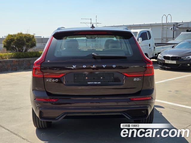 Volvo XC60 2026 — ფოტო 3/15