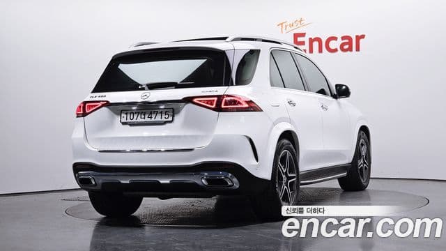 Mercedes-Benz GLE-Class 2020 — Şəkil 1/20