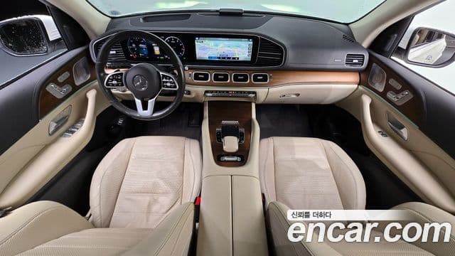 Mercedes-Benz GLE-Class 2020 — Şəkil 6/20