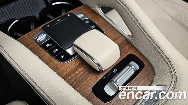 Mercedes-Benz GLE-Class 2020 — Şəkil 15/20
