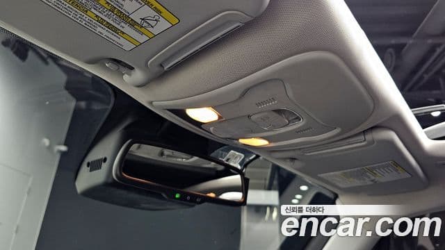 Jeep Renegade 2022 — ფოტო 27/35
