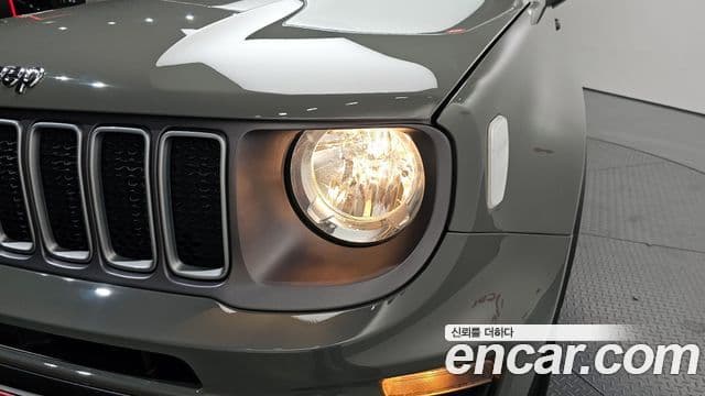 Jeep Renegade 2022 — ფოტო 3/35