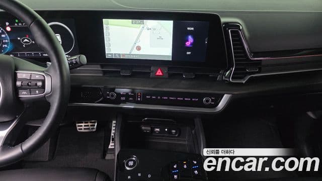 Kia Sportage 2021 — ფოტო 13/20