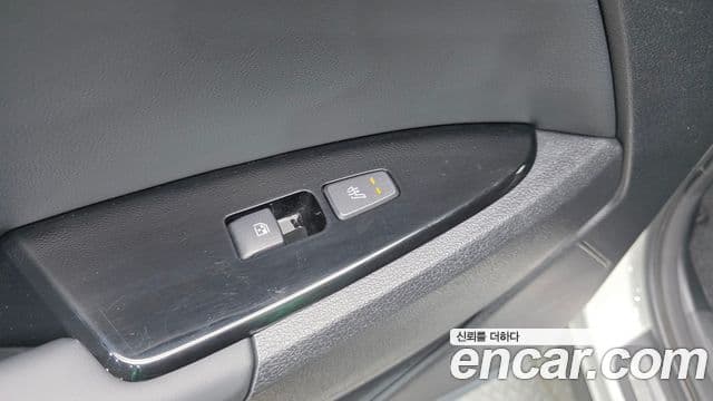 Kia Sportage 2021 — ფოტო 17/20