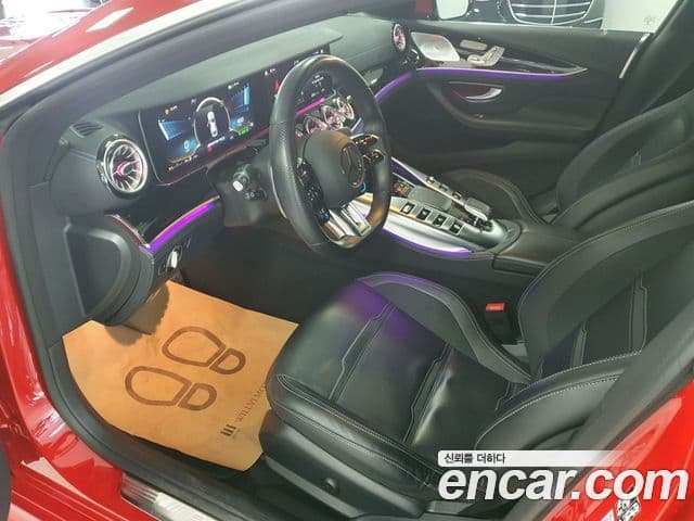 Mercedes-Benz AMG GT 2022 — фото 14 из 20