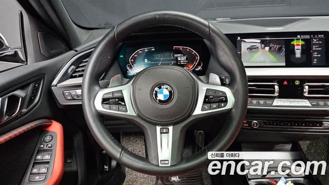 BMW 1 Series 2022 — Фото 13/20