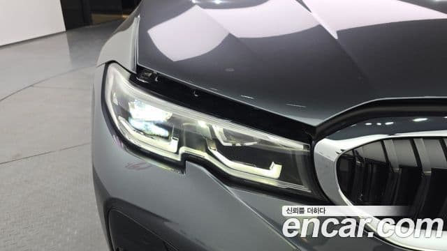 BMW 3 Series 2021 — Şəkil 27/34
