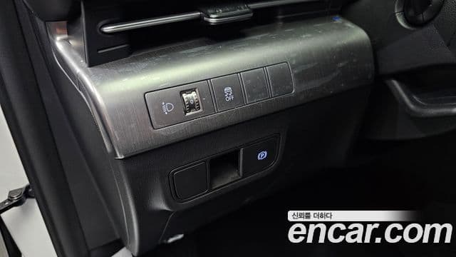 Hyundai Kona Hybrid 2025 — Photo 27/30