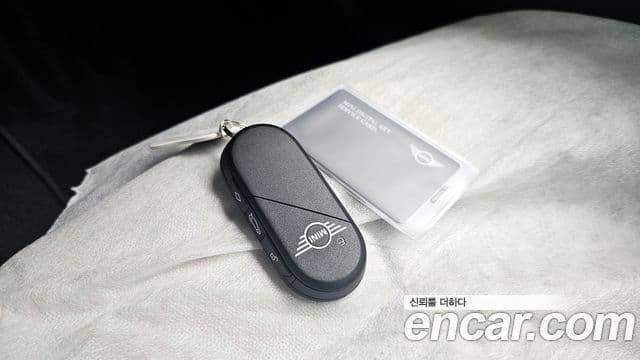 Mini Cooper S 2026 — Photo 27/40