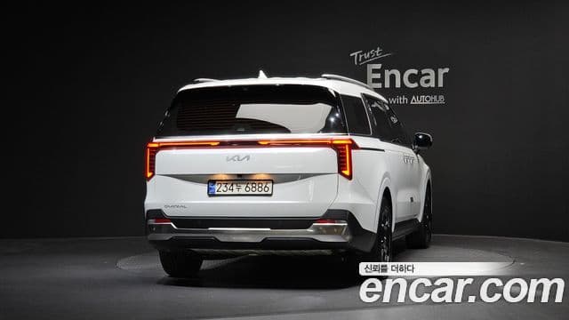 Kia Carnival 2024 — Şəkil 4/20
