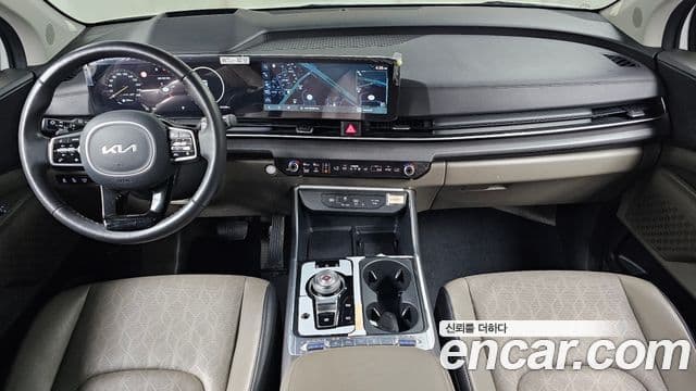 Kia Carnival 2024 — Şəkil 7/20