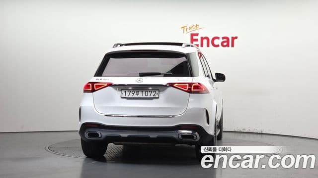Mercedes-Benz GLE-Class 2020 — Фото 4/20
