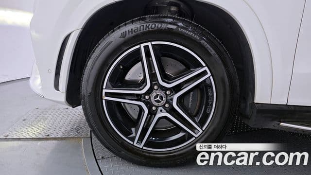 Mercedes-Benz GLE-Class 2020 — Фото 5/20