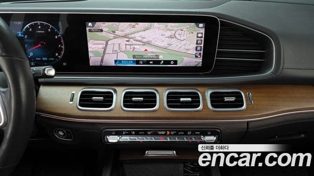 Mercedes-Benz GLE-Class 2020 — Фото 18/20