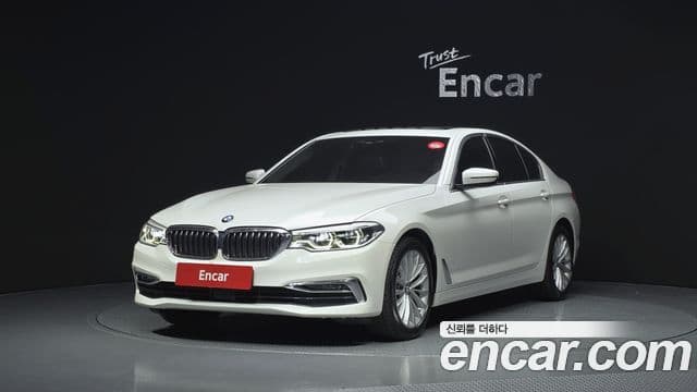 BMW 5 Series 2020 — ფოტო 1/20