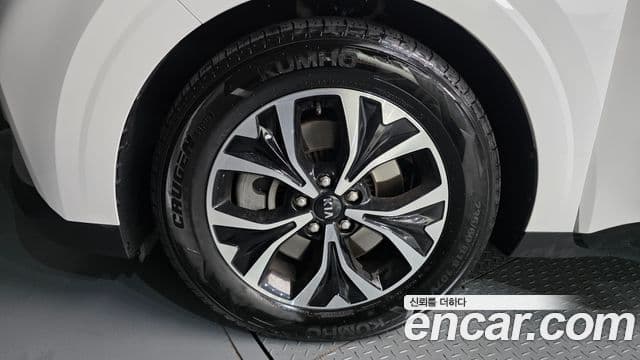Kia Carnival 2020 — фото 5 из 20