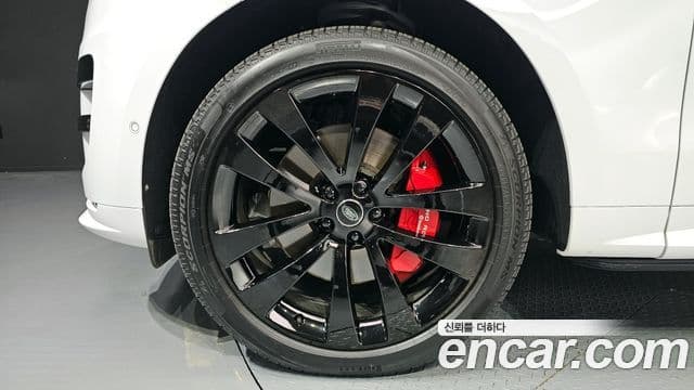 Land Rover Range Rover Sport 2025 — Фото 5/20