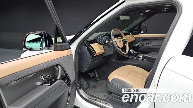 Land Rover Range Rover Sport 2025 — Фото 11/20