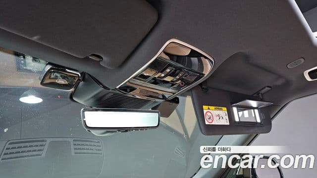 Land Rover Range Rover Sport 2025 — Фото 14/20