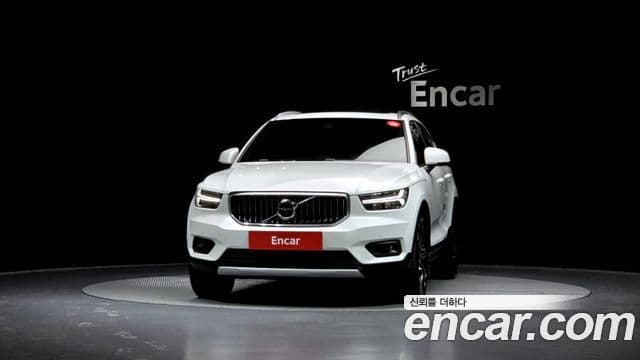 Volvo XC40 2020 — Şəkil 3/20