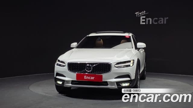 Volvo V90 Cross Country 2019 — Şəkil 3/20