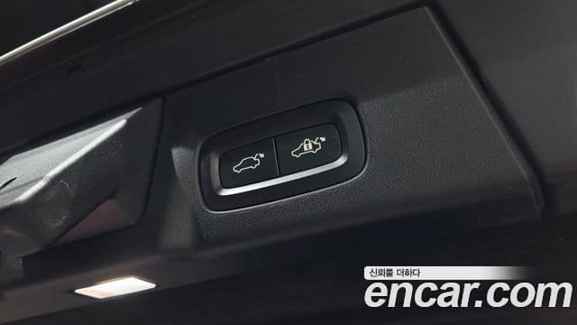 Volvo V90 Cross Country 2019 — Şəkil 15/20