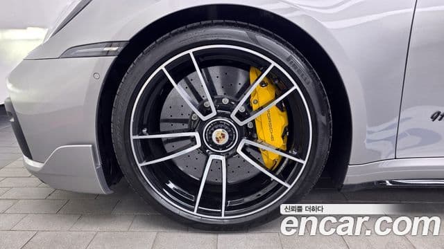 Porsche 911 2022 — ფოტო 4/20