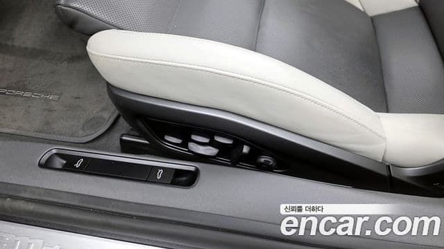 Porsche 911 2022 — Photo 13/41