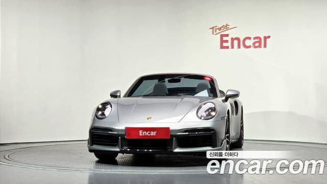 Porsche 911 2022 — Photo 23/41