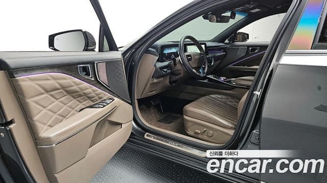 Kia K8 2021 — Şəkil 10/20