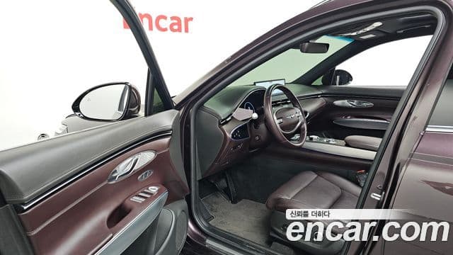 Genesis GV70 2022 — ფოტო 9/20