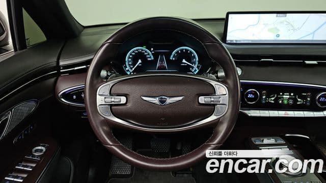 Genesis GV70 2022 — ფოტო 14/20