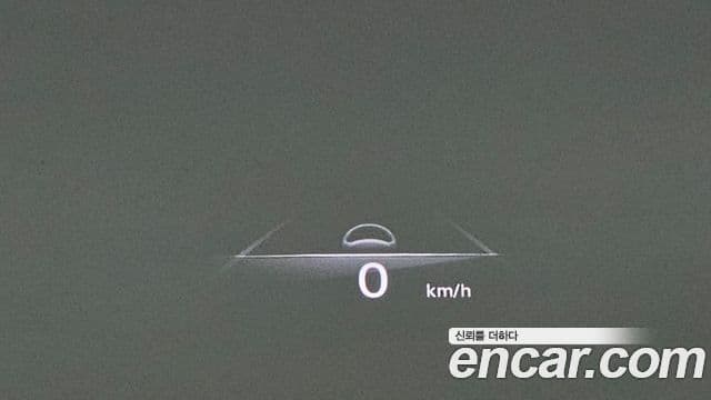 Genesis GV70 2022 — ფოტო 17/20