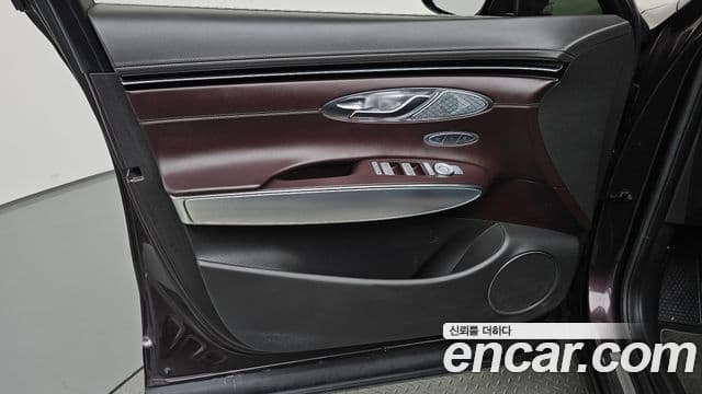 Genesis GV70 2022 — Şəkil 3/25