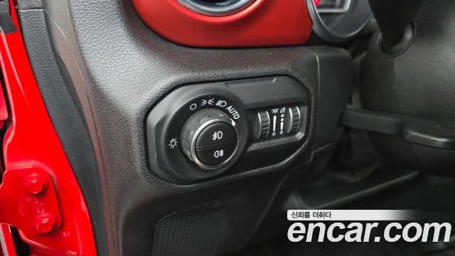 Jeep Wrangler 2021 — Şəkil 17/20