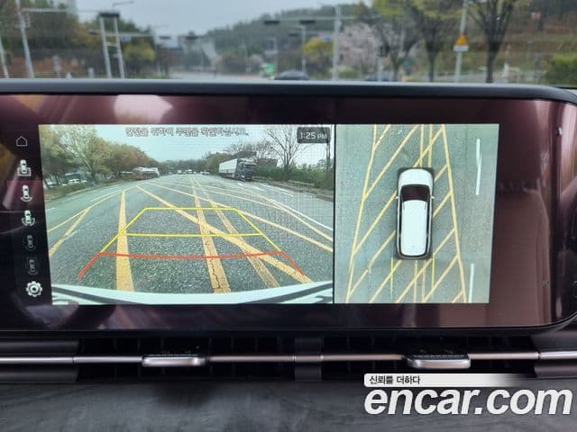 Kia Carnival 2023 — Şəkil 17/20