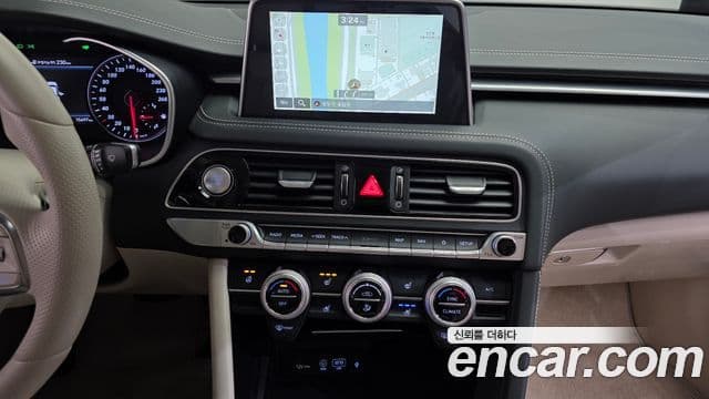 Genesis G70 2018 — Şəkil 13/31