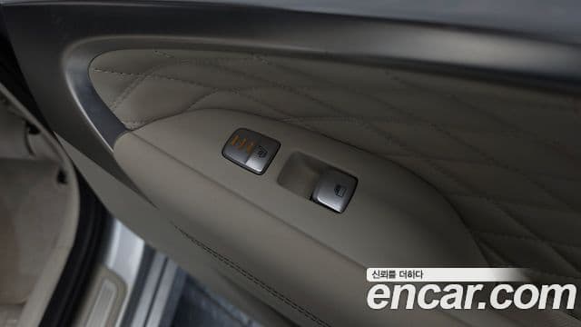 Genesis G70 2018 — Şəkil 9/31