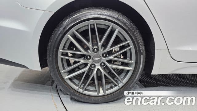 Genesis G70 2018 — Şəkil 2/31