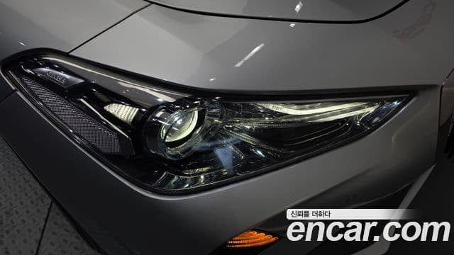 Genesis G70 2018 — Şəkil 8/31