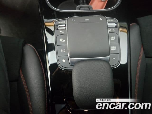 Mercedes-Benz CLA-Class 2022 — Şəkil 15/20
