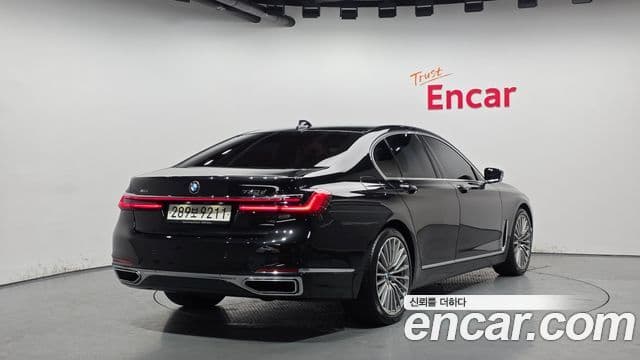 BMW 7 Series 2021 — Şəkil 2/20