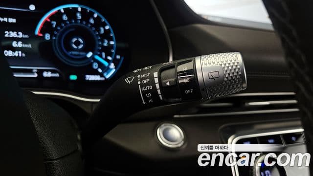 Genesis GV80 2020 — Photo 21/30