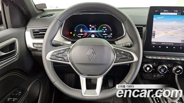 Renault Samsung Arkana 2024 — Фото 13/20