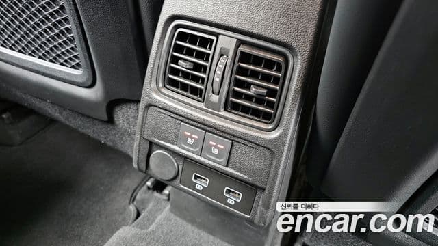 Renault Samsung Arkana 2024 — Фото 18/20