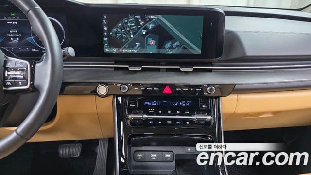 Kia Carnival 2023 — фото 14 из 20